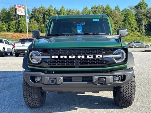 New 2025 Ford Bronco Badlands image 8