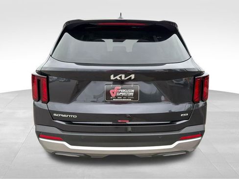 New 2026 Kia Sorento S AWD/4WD image 6