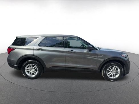 Used 2026 Ford Explorer Active AWD/4WD image 15