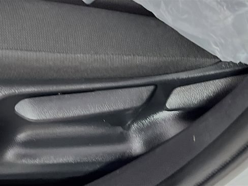Used 2025 Toyota Corolla LE FWD image 16