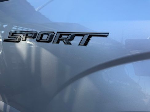 Used 2017 Ford F150 XLT w/ Equipment Group 302A Luxury image 16