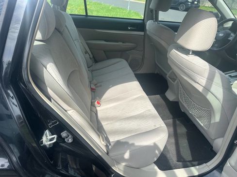 Used 2013 Subaru Outback 2.5i image 14