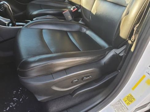 Used 2018 Chevrolet Trax Premier image 15