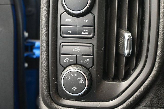 Used 2023 Chevrolet Silverado 1500 Custom w/ LPO, Dark Essentials Package AWD/4WD image 33