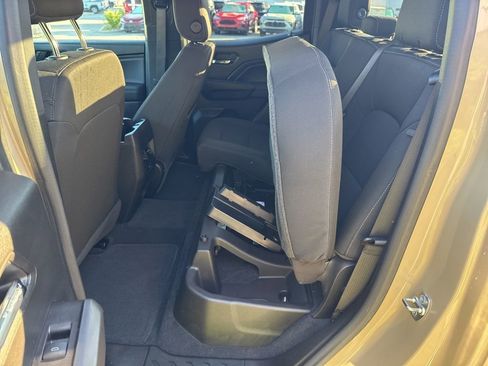 Used 2024 GMC Canyon Elevation w/ Trailering Package AWD/4WD image 5