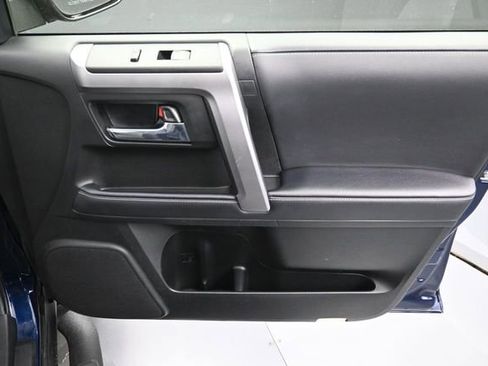 Used 2023 Toyota 4Runner SR5 Premium w/ Moonroof Package AWD/4WD image 37