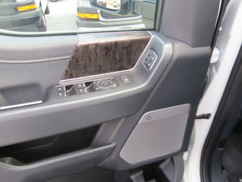 Used 2023 Ford F250 Lariat w/ Lariat Ultimate Package image 20