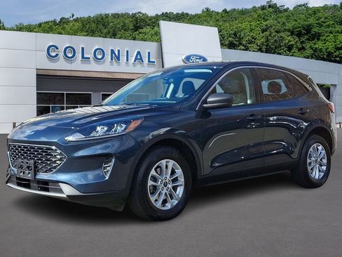 Certified 2022 Ford Escape SE w/ Convenience Package image 3