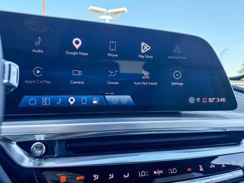 Certified 2024 Cadillac Lyriq Luxury AWD/4WD image 20