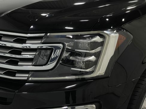 Used 2019 Ford Expedition Limited w/ Equipment Group 302A AWD/4WD image 35