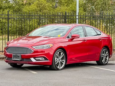 Used 2017 Ford Fusion Titanium FWD image 7