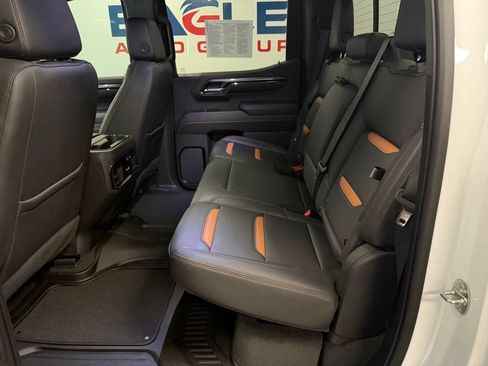 Used 2023 GMC Sierra 1500 AT4 w/ AT4 Preferred Package AWD/4WD image 48