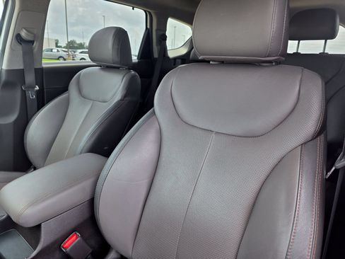 Used 2020 Hyundai Santa Fe SEL AWD/4WD image 19