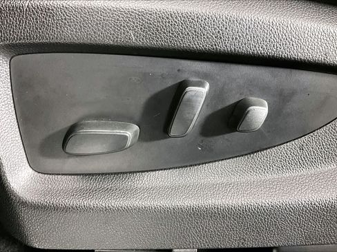 Used 2018 GMC Sierra 1500 Denali RWD image 30