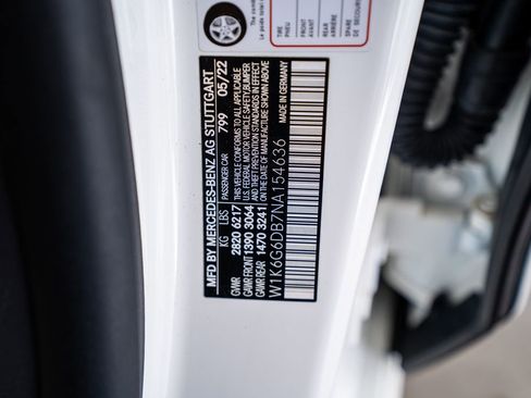 Used 2022 Mercedes-Benz S 500 4MATIC image 56