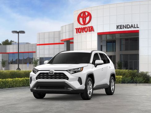 New 2025 Toyota RAV4 XLE image 31