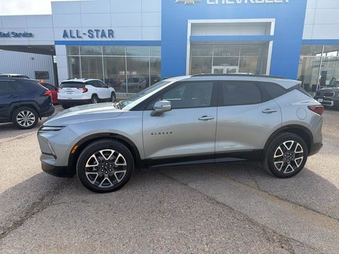 Used 2025 Chevrolet Blazer RS image 35