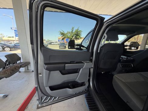 Used 2022 Ford F150 XLT w/ Trailer Tow Package AWD/4WD image 12