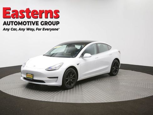 Used 2020 Tesla Model 3 Standard Range RWD image 50