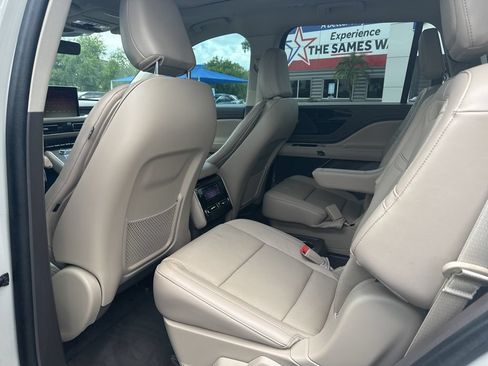 Certified 2023 Lincoln Aviator Reserve w/ Equipment Group 201A RWD image 21