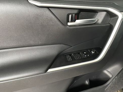 Used 2023 Toyota RAV4 XLE image 15