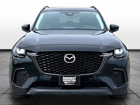 Used 2025 MAZDA CX-70 3.3 Turbo w/ Preferred Package AWD/4WD image 3