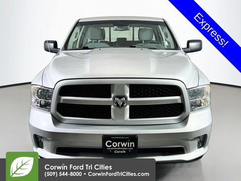 Used 2014 RAM 1500 Express AWD/4WD image 4