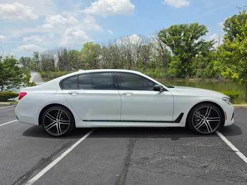 Used 2019 BMW 750i xDrive w/ Executive Package AWD/4WD image 7