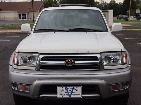 Used 2000 Toyota 4Runner Limited AWD/4WD image 12
