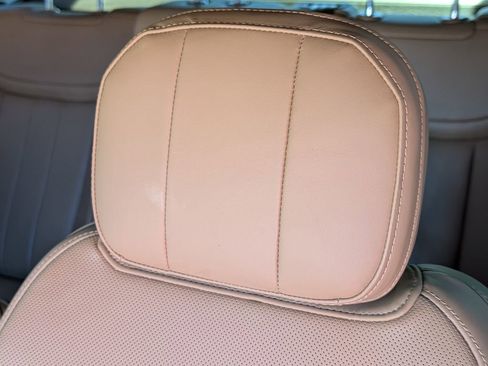 Used 2023 Land Rover Range Rover SE image 18