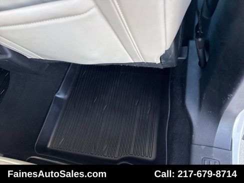 Used 2019 Ford Explorer Platinum image 79