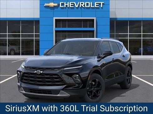 New 2026 Chevrolet Blazer LT w/ Convenience Package FWD image 6