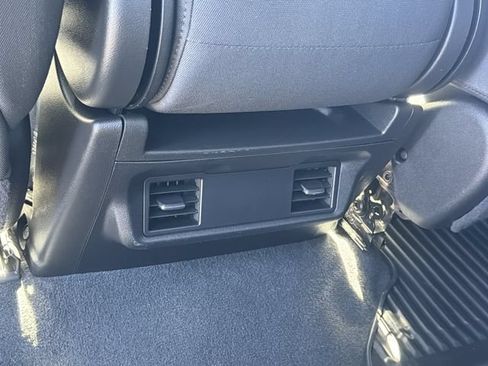 Used 2023 Chevrolet Silverado 1500 Custom AWD/4WD image 17