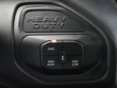 Used 2025 RAM 2500 Tradesman AWD/4WD image 28