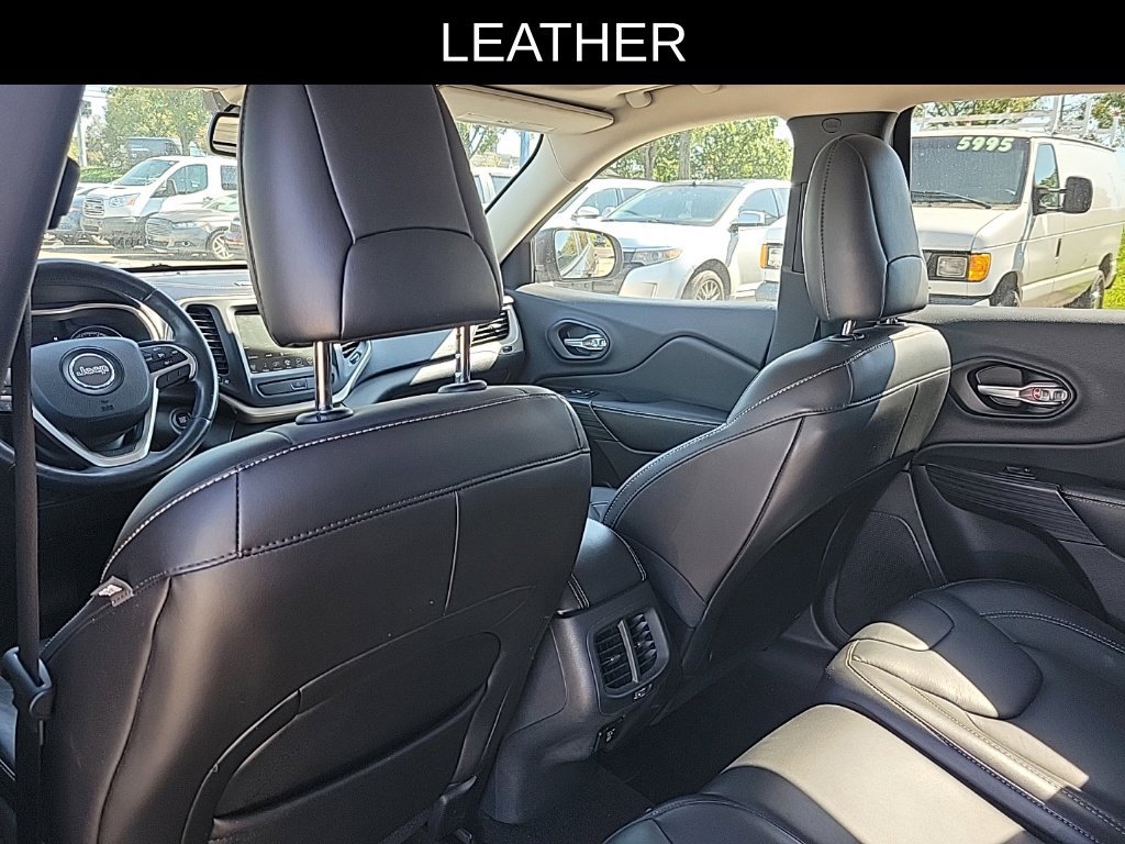 Used 2015 Jeep Cherokee Limited AWD/4WD image 12