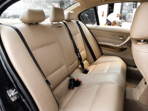 Used 2007 BMW 335xi Sedan AWD/4WD image 28