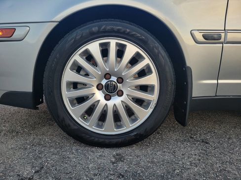 Used 2004 Volvo S80 2.9 image 11