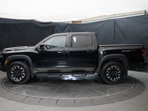 Used 2023 Nissan Frontier PRO-4X image 9