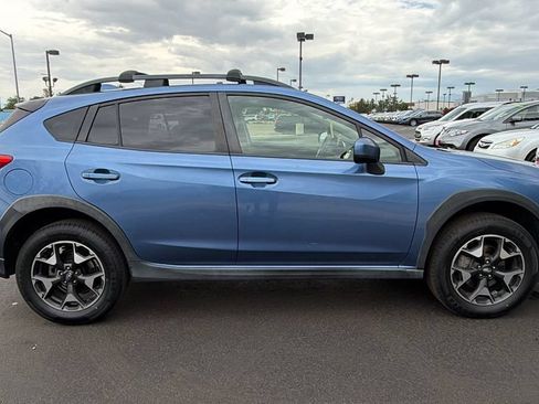 Used 2020 Subaru Crosstrek 2.0i Premium AWD/4WD image 2
