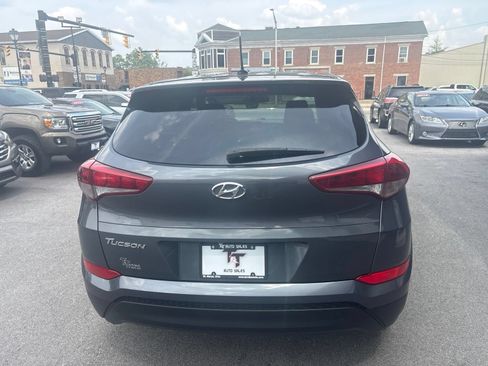 Used 2017 Hyundai Tucson SE FWD image 4