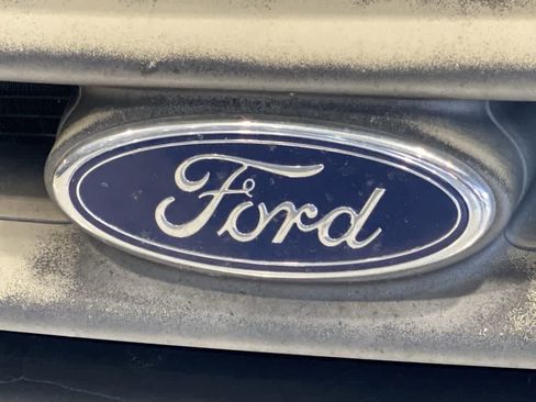 Used 2003 Ford F250 image 10