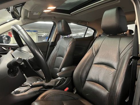 Used 2014 MAZDA MAZDA3 s Grand Touring image 16