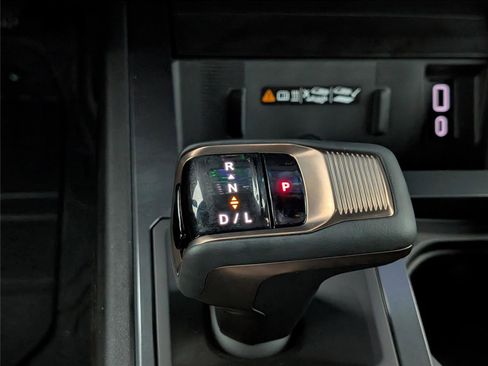 New 2025 GMC Hummer EV 2X image 17