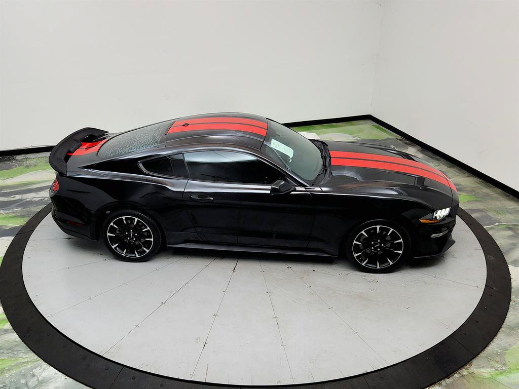 Used 2020 Ford Mustang Coupe RWD image 32