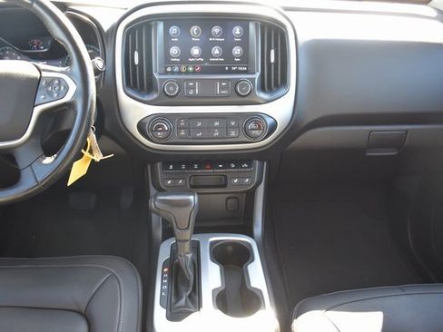 Used 2021 Chevrolet Colorado ZR2 image 18