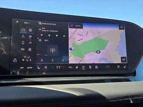 Used 2025 Audi Q6 e-tron Prestige image 29