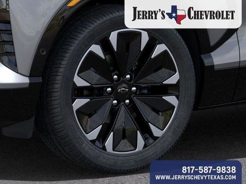 New 2025 Chevrolet Blazer EV RS image 11