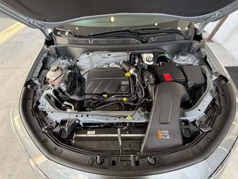 Used 2025 Buick Envista Sport Touring image 32