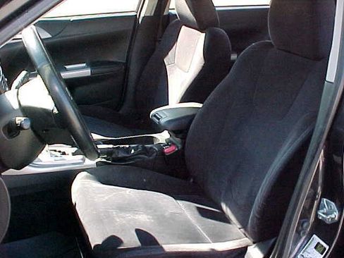 Used 2010 Subaru Impreza 2.5i Premium image 18