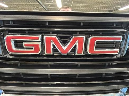Used 2024 GMC Sierra 2500 Pro AWD/4WD image 8